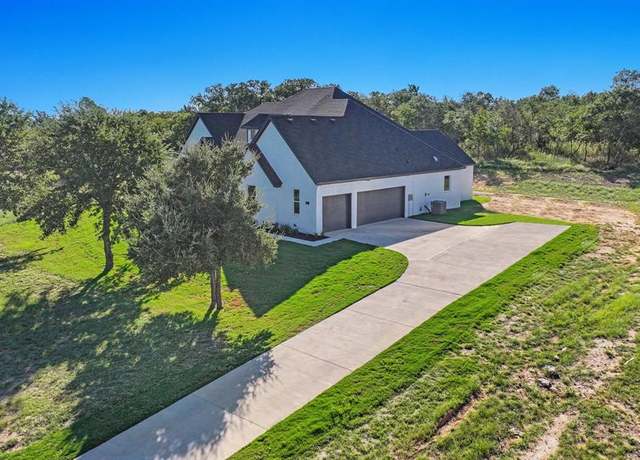 Property at 3012 Greg Allen Dr, Weatherford, TX 76088, 4 beds, 3 baths