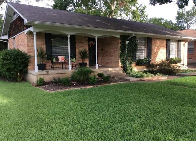 Property at 9125 Livenshire Dr, Dallas, TX 75238, 3 beds, 2 baths