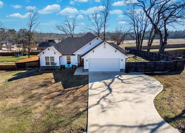 Property at 18358 Timber Oaks Dr, Lindale, TX 75771, 4 beds, 2 baths