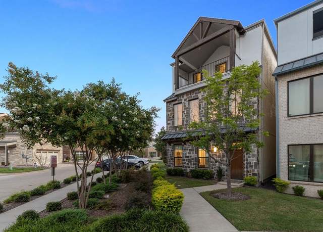 Property at 8120 Bromley Dr, Dallas, TX 75231, 3 beds, 2.5 baths