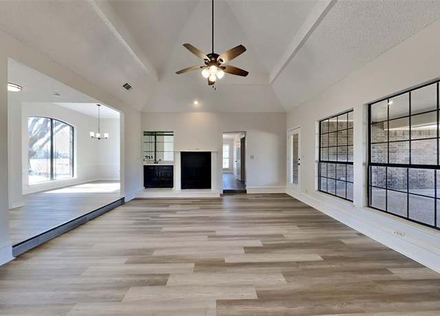 Property at 3320 Prancer St, Lancaster, TX 75146, 3 beds, 2 baths