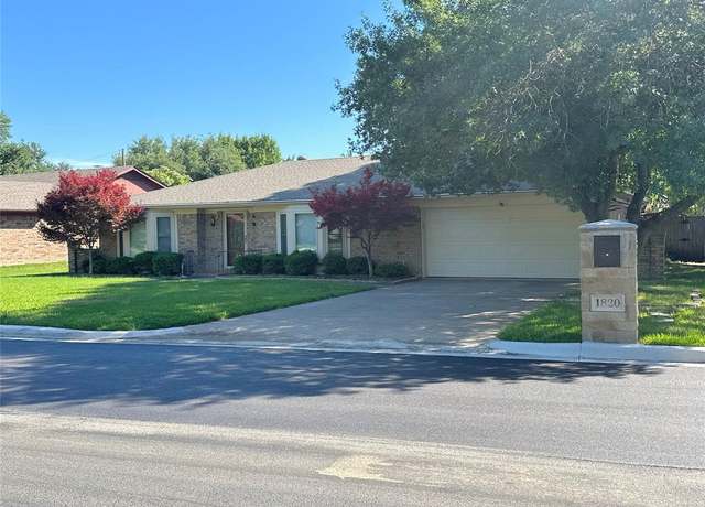 Property at 1820 High Ridge Rd, Benbrook, TX 76126, 3 beds, 2 baths