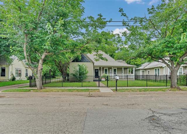 Property at 416 W Willingham St, Cleburne, TX 76033, 3 beds, 3 baths