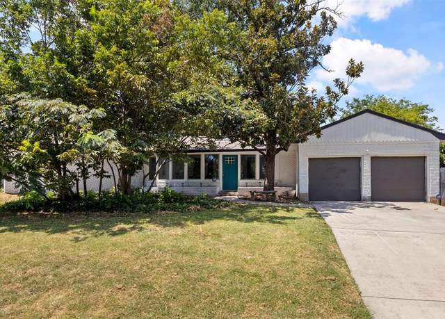 Property at 4804 Overton Ave, Fort Worth, TX 76133, 3 beds, 2 baths