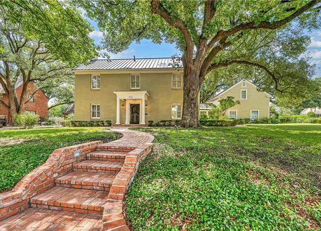 Property at 3720 Herwol Ave, Waco, TX 76710, 4 beds, 3.5 baths