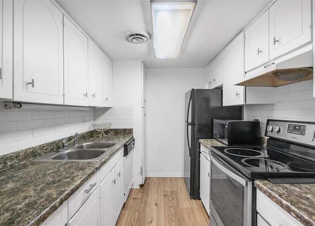 Property at 504 E Avenue J Unit C, Grand Prairie, TX 75050, 1 bed, 1 bath