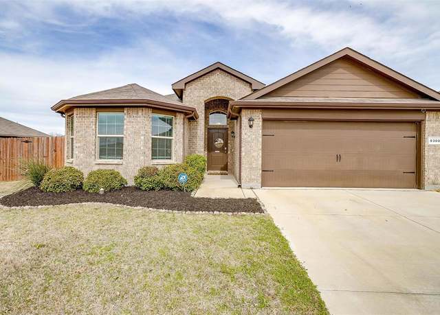Property at 6300 Porthole Ln, Fort Worth, TX 76179, 4 beds, 2 baths