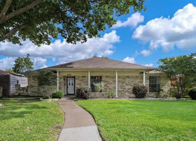 Property at 1111 Lupine Dr, Garland, TX 75043, 4 beds, 2 baths