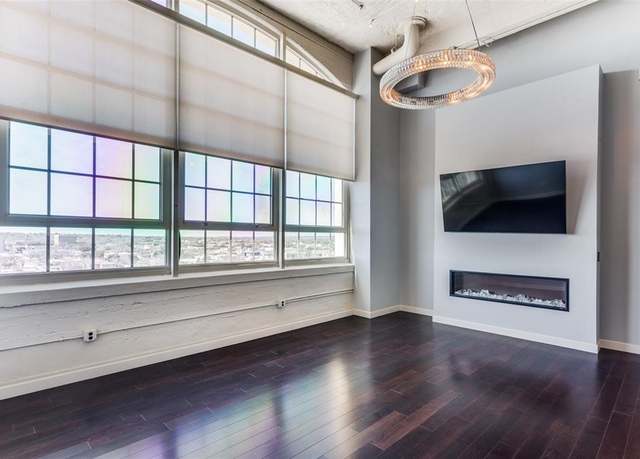 Property at 2600 W 7th St #1827, Fort Worth, TX 76107, 3 beds, 3 baths
