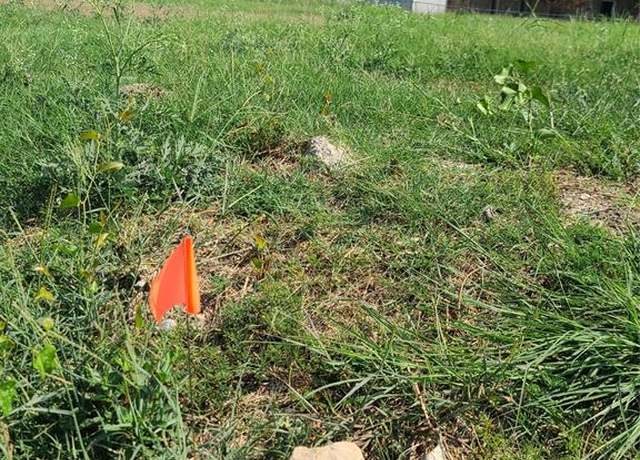 Property at 3012 Claibourne Blvd, Dallas, TX 75212