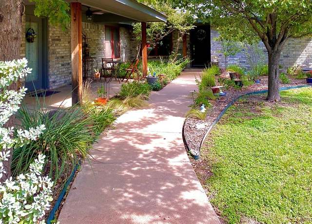 Property at 849 Kenwood Dr, Abilene, TX 79601, 3 beds, 2 baths