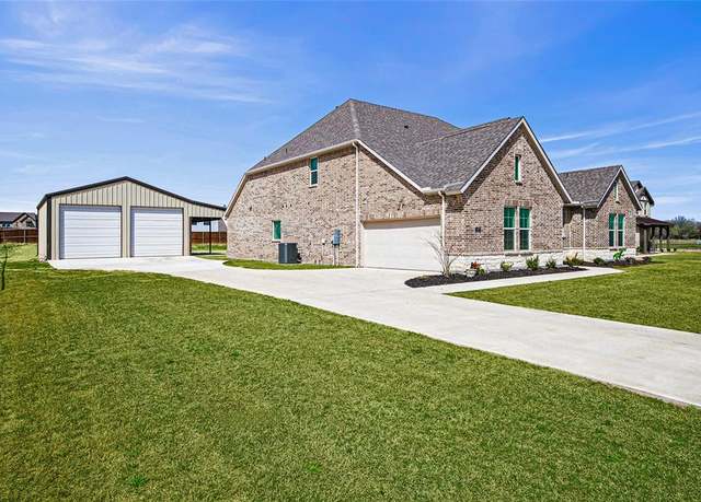 Property at 197 Spanish Moss Trl, Rhome, TX 76078, 4 beds, 3.5 baths