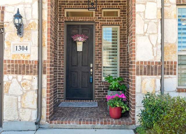 Property at 1304 Cold Stream Dr, Wylie, TX 75098, 4 beds, 3 baths