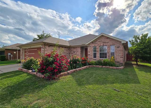 Property at 3709 Allison Dr, Denton, TX 76207, 4 beds, 2 baths