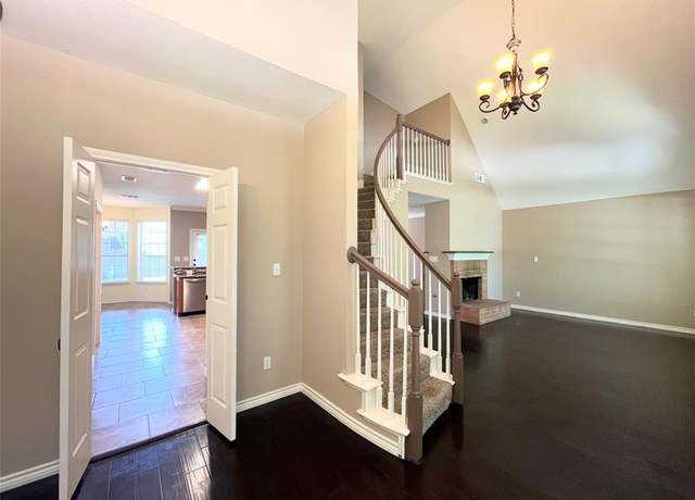 Property at 602 Sienna Ct, Mckinney, TX 75072, 4 beds, 2.5 baths