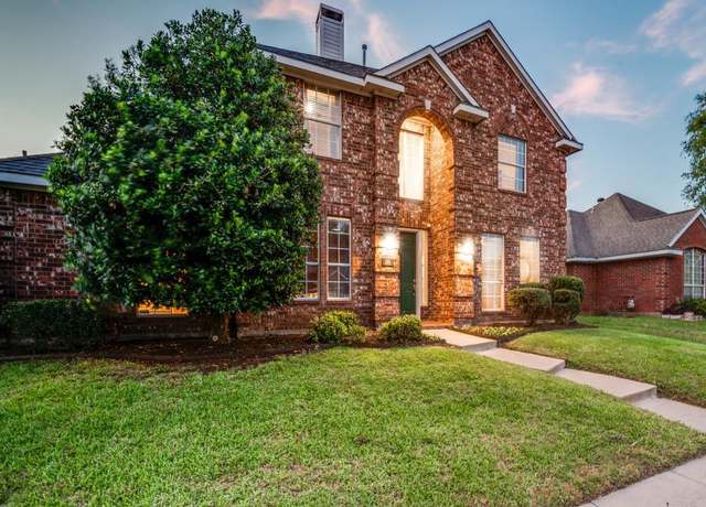 Property at 1013 Stanford Ln, Lewisville, TX 75067, 4 beds, 2.5 baths