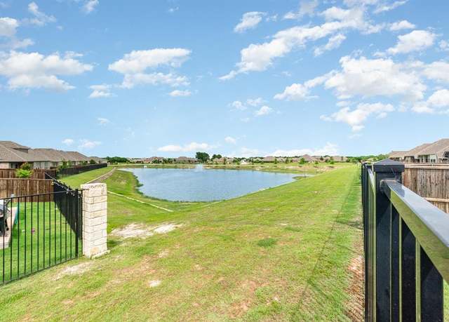 Property at 813 Mathew Dr, Anna, TX 75409, 4 beds, 3 baths