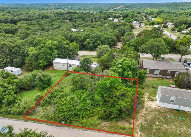 Property at 4019 W Virginia Dr, Granbury, TX 76048