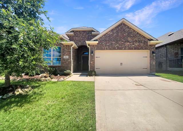 Property at 2949 Open Range Dr, Celina, TX 75009, 4 beds, 2 baths