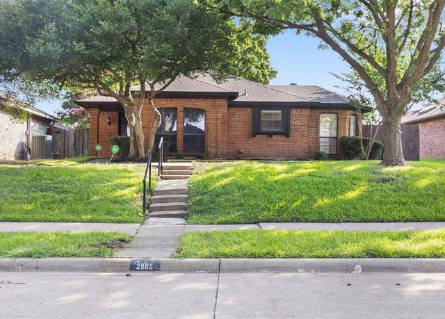 Property at 2805 Stoneridge Dr, Garland, TX 75044, 3 beds, 2 baths