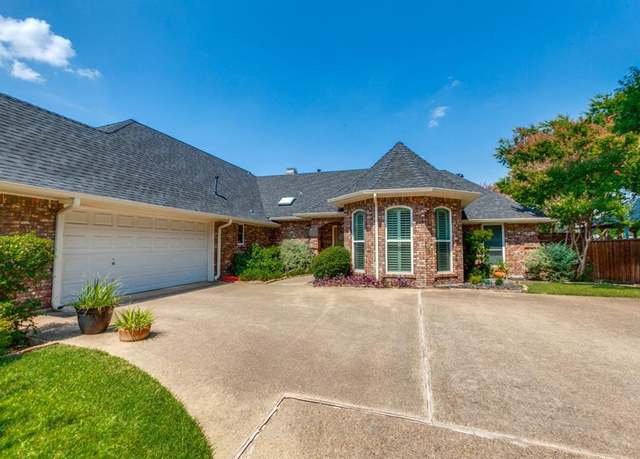 Property at 2925 Oak Springs Dr, Garland, TX 75044, 3 beds, 3 baths