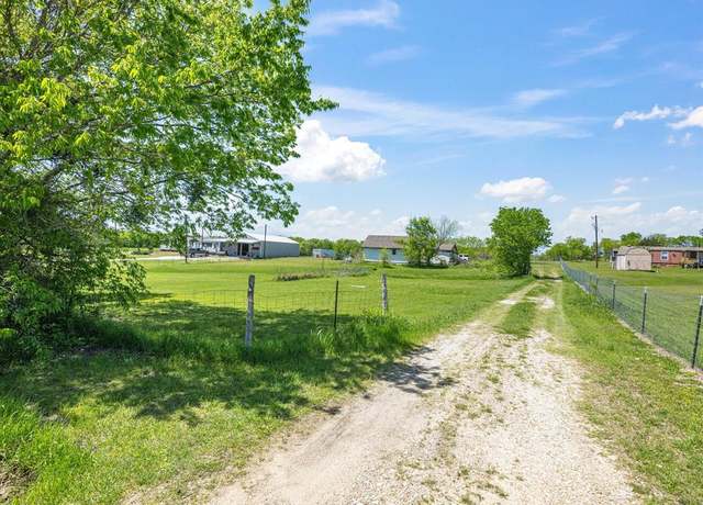 Property at 801 Walker Creek Rd, Ennis, TX 75119, 1 bed, 1 bath