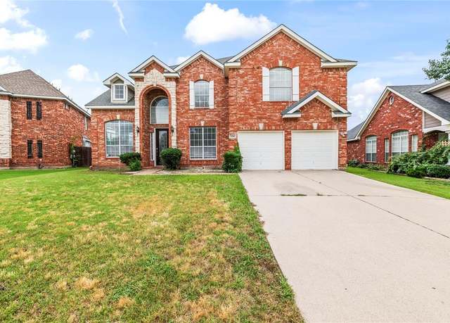 Property at 4204 Tiffany Trl, Grand Prairie, TX 75052, 4 beds, 2.5 baths