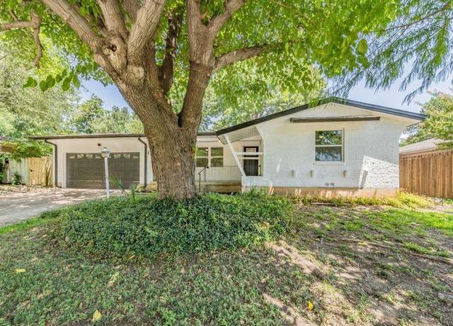 Property at 2107 Bradford Dr, Arlington, TX 76010, 3 beds, 2 baths