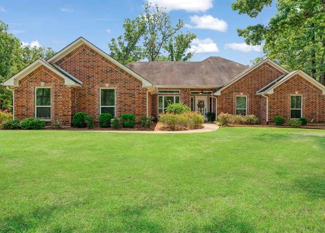 Property at 320 County Road 42560, Paris, TX 75462, 3 beds, 2 baths