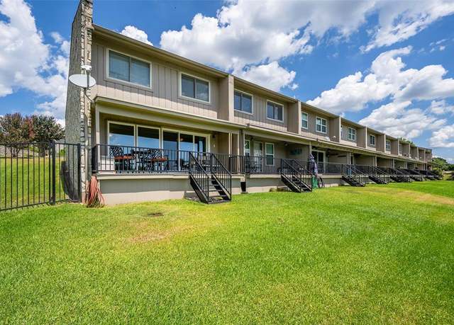 Property at 5200 Country Club Dr, De Cordova, TX 76049, 2 beds, 1.5 baths