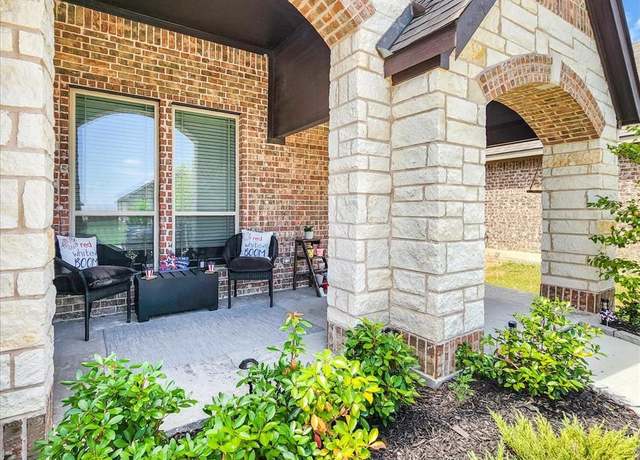 Property at 8233 Catclaw Pr, Godley, TX 76044, 3 beds, 2 baths