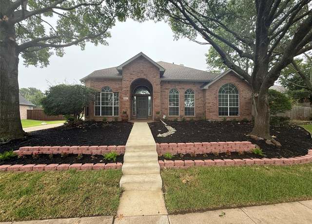 Property at 2617 Cheverny Dr, Mckinney, TX 75070, 4 beds, 2 baths