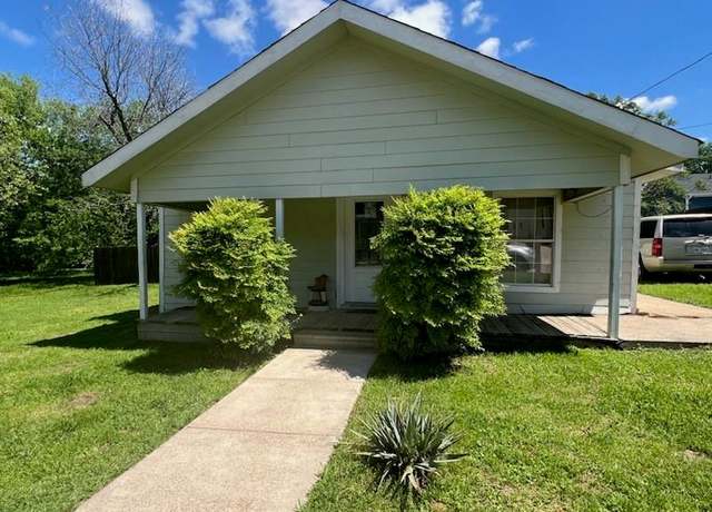 Property at 205 S 2nd Ave, Mansfield, TX 76063, 2 beds, 1 bath
