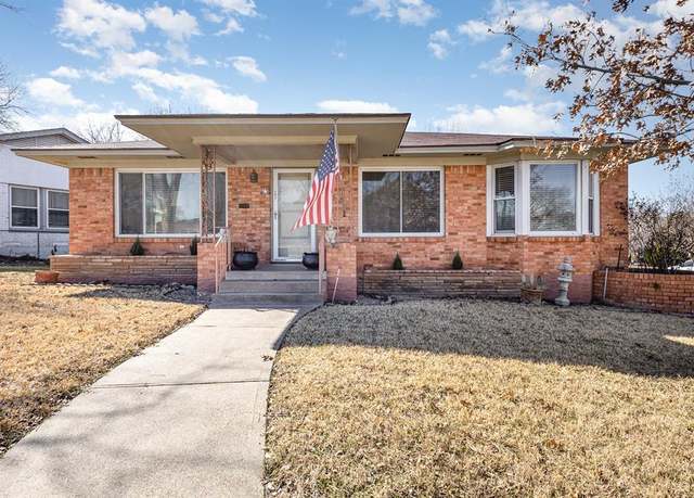 Property at 103 S Plymouth Rd, Dallas, TX 75211, 3 beds, 2 baths