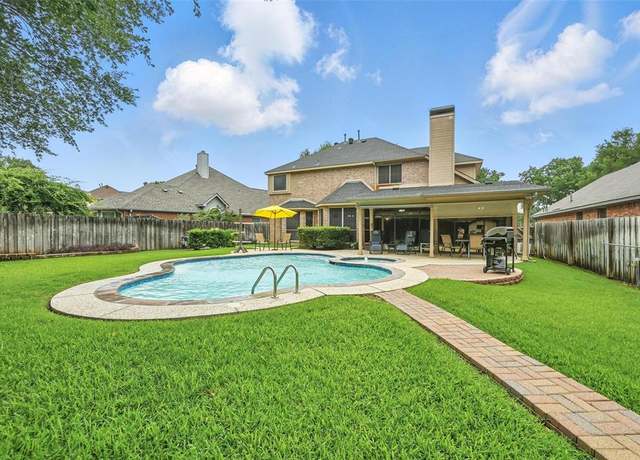 Property at 3101 Forest Meadow Dr, Flower Mound, TX 75028, 4 beds, 2.5 baths