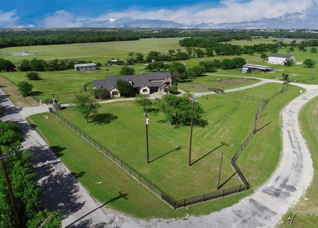 Property at 12490 Madison Ln, Justin, TX 76247, 4 beds, 4.5 baths