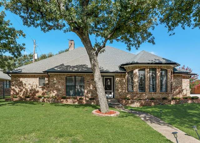 Property at 6621 Townlake Cir, Arlington, TX 76016, 4 beds, 4 baths