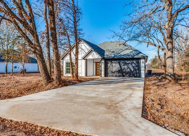 Property at 420 Kelly Ln, Kemp, TX 75143, 3 beds, 2 baths