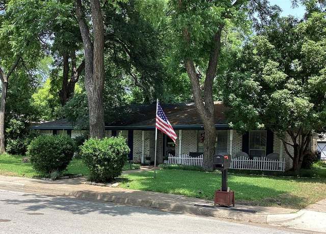 Property at 1244 Springbrook Dr, Desoto, TX 75115, 3 beds, 2.5 baths