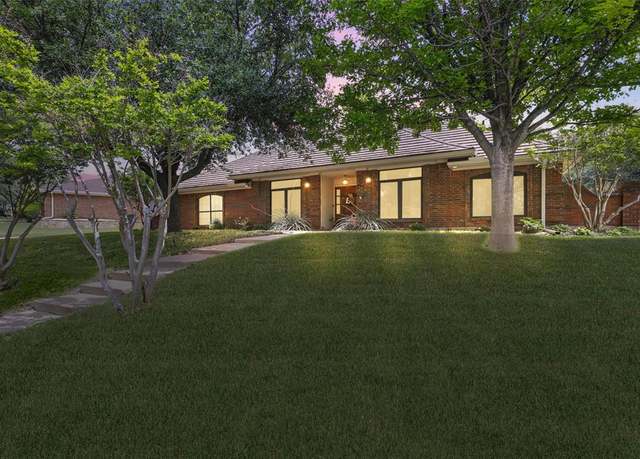Property at 8321 Crosswind Dr, Fort Worth, TX 76179, 4 beds, 2 baths