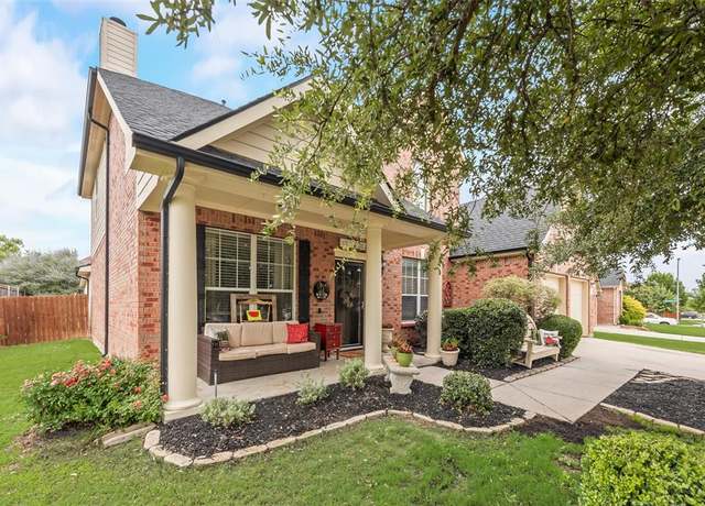 Property at 11808 Warbler Ln, Fort Worth, TX 76244, 5 beds, 4.5 baths