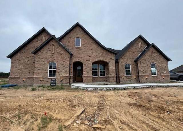 Property at 109 Moreland St, Paradise, TX 76073, 3 beds, 2.5 baths