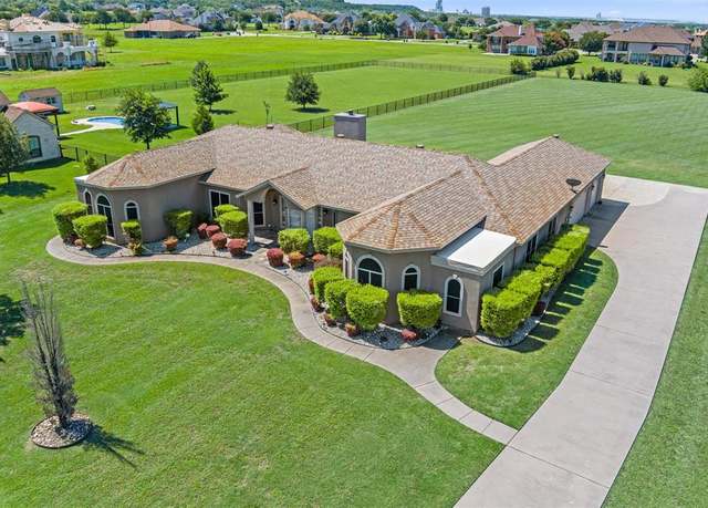 Property at 2644 Creekwood Dr, Cedar Hill, TX 75104, 5 beds, 3 baths