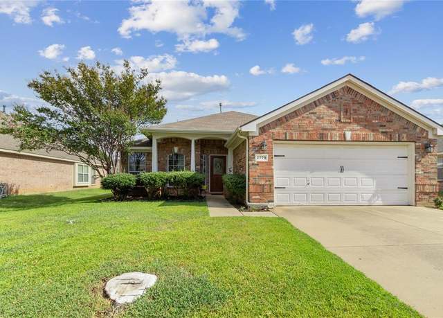 Property at 2779 Sunvalley Dr, Grand Prairie, TX 75052, 3 beds, 2 baths