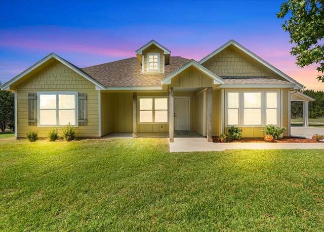 Property at 1841 Floyd Rd, Weatherford, TX 76087, 2 beds, 2 baths