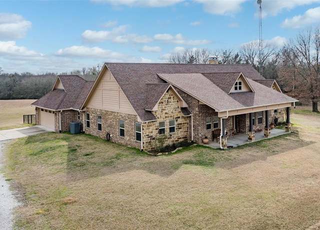 Property at 9075 State Highway 31 W, Athens, TX 75751, 3 beds, 2 baths
