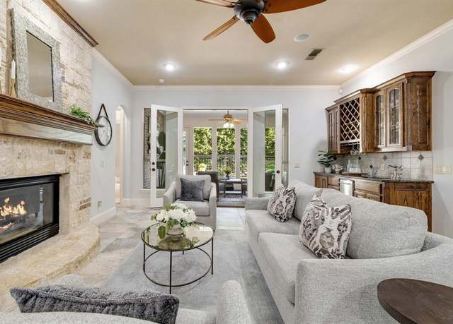 Property at 1121 Crystal Falls Dr, Prosper, TX 75078, 4 beds, 4 baths