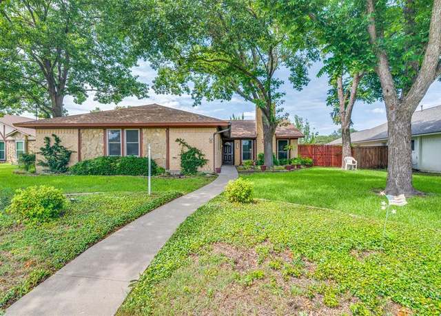 Property at 2007 Eastpark Dr, Richardson, TX 75081, 4 beds, 2 baths
