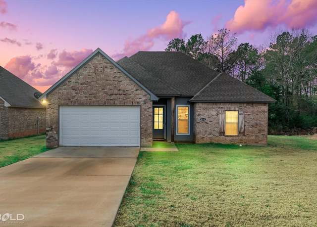 Property at 5315 Bedford Dr, Shreveport, LA 71129, 4 beds, 2 baths