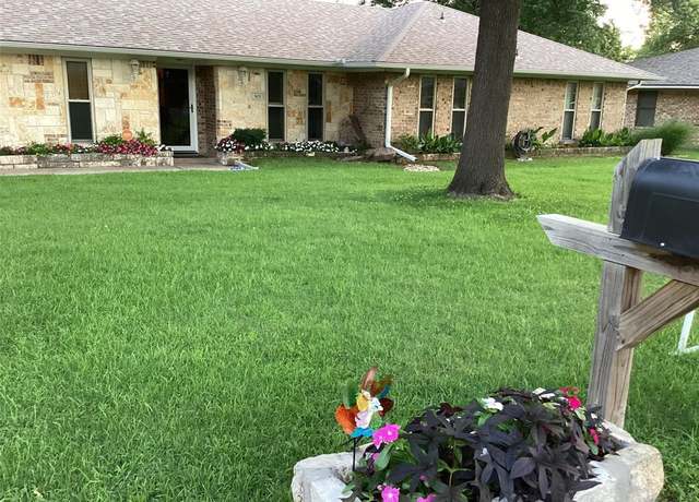 Property at 503 Mockingbird St, Bonham, TX 75418, 3 beds, 2 baths